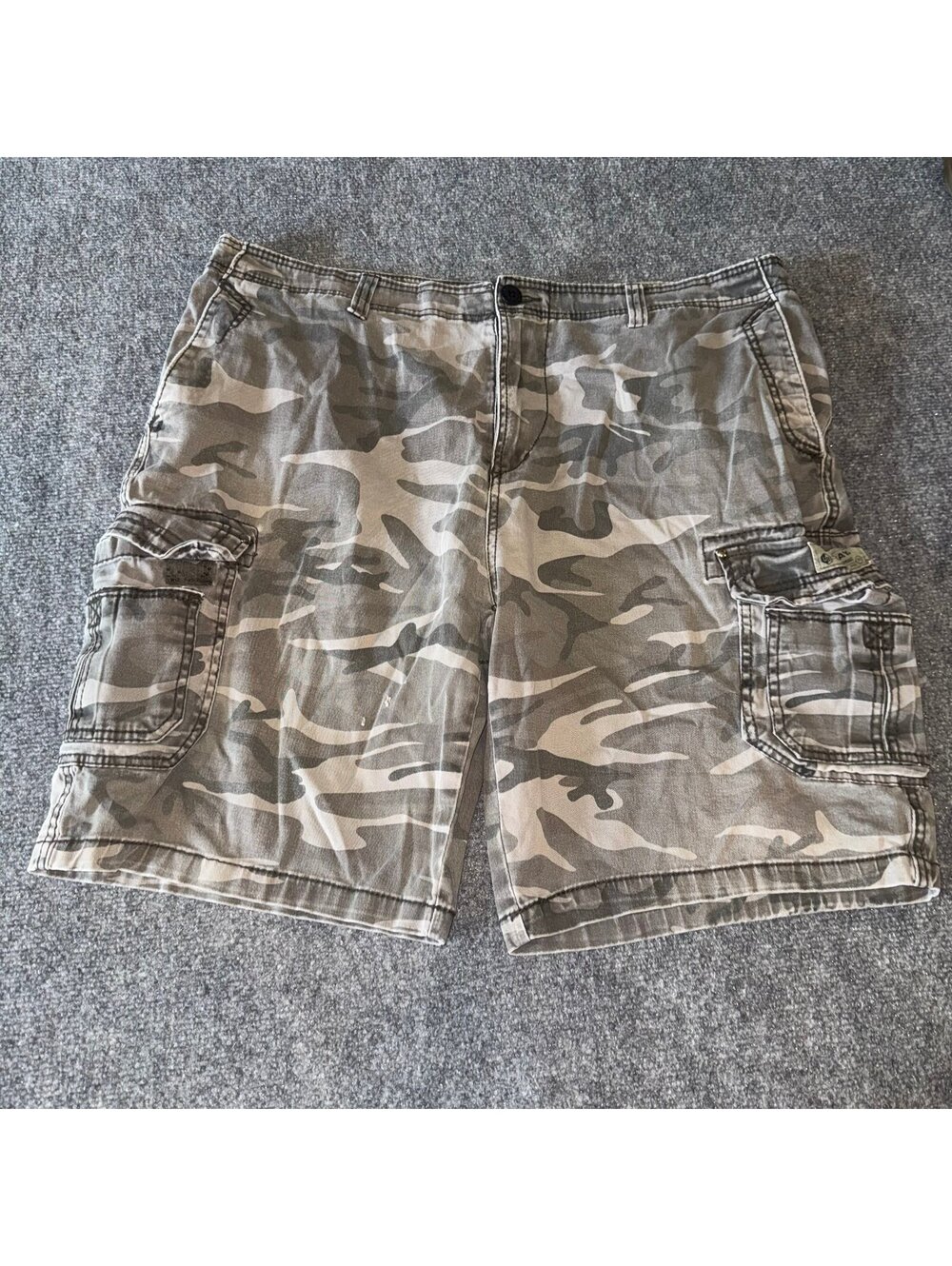 UNIONBAY Baggy Green Camo Cargo Shorts Mens 42 Vtg y2k 90s Rare